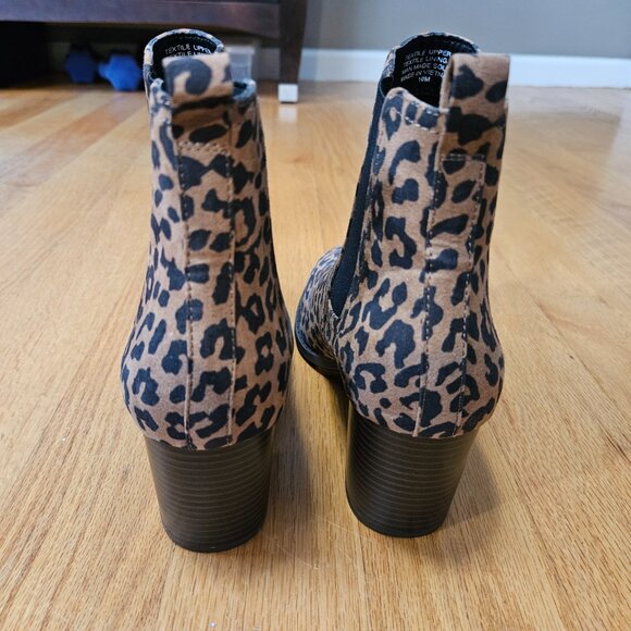 LOFT Outlet Animal Print Ankle Boots - Size 10M - Picture 2 of 4